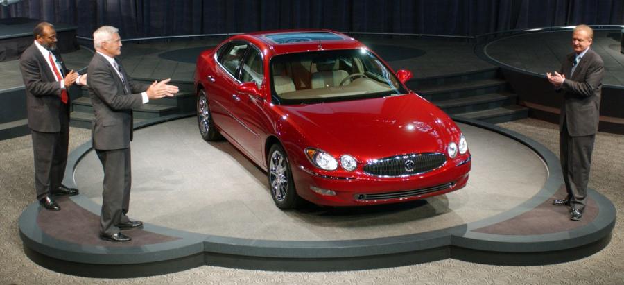  Buick LaCrosse 2005 года  (фото 52 из 65)